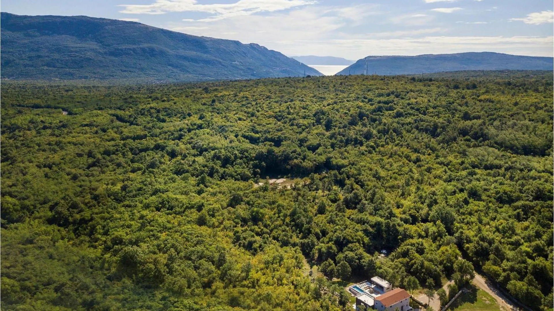 Villa Mons Caldera Krsan 0*,  Croatia