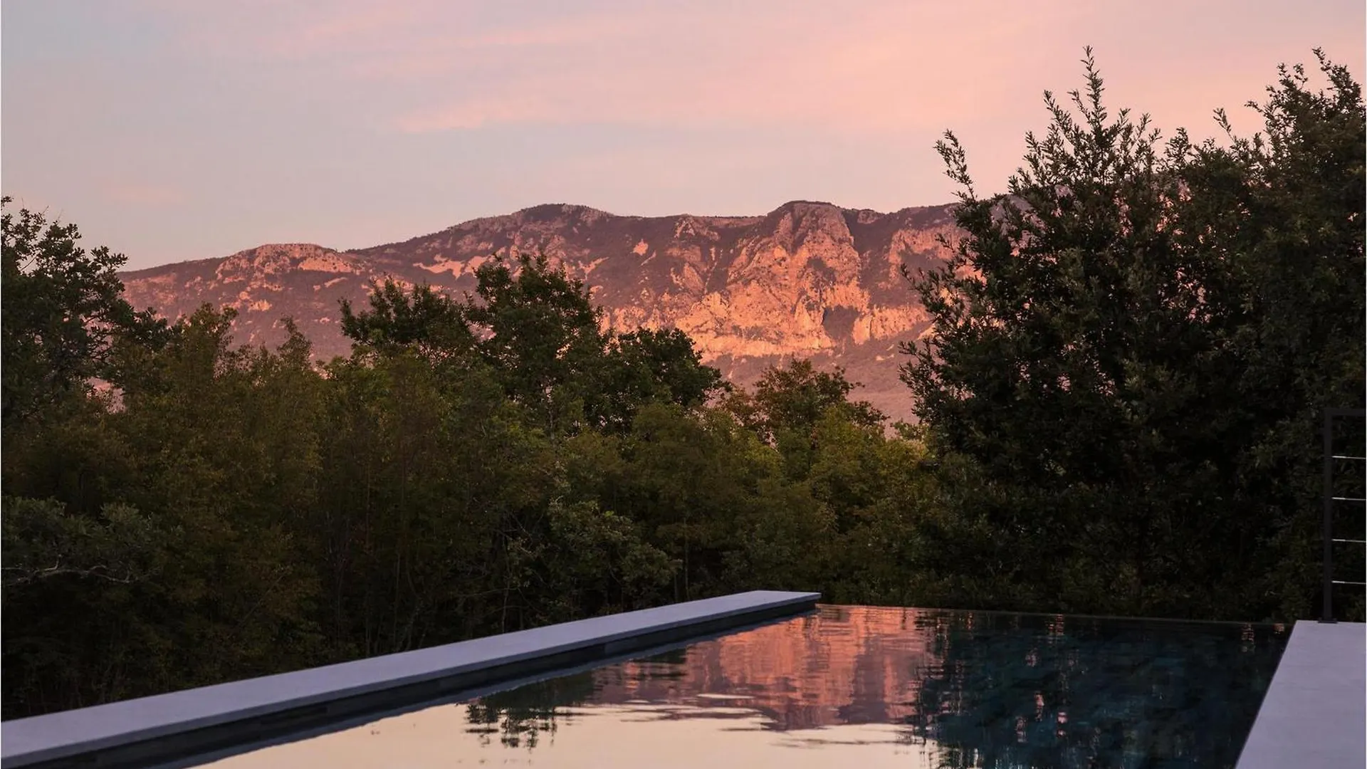 Villa Mons Caldera Krsan 0*,  Croatia