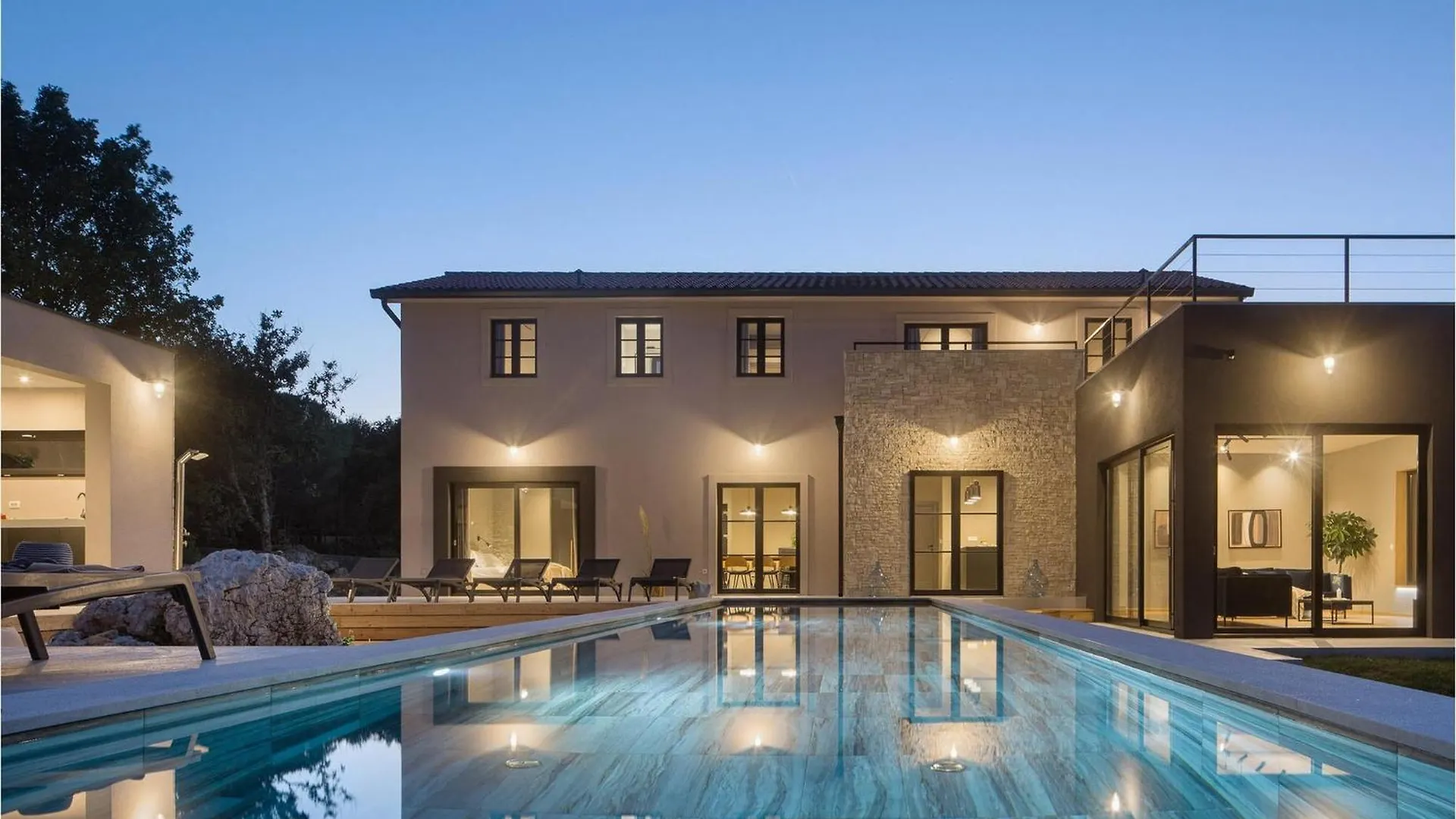 Villa Mons Caldera location