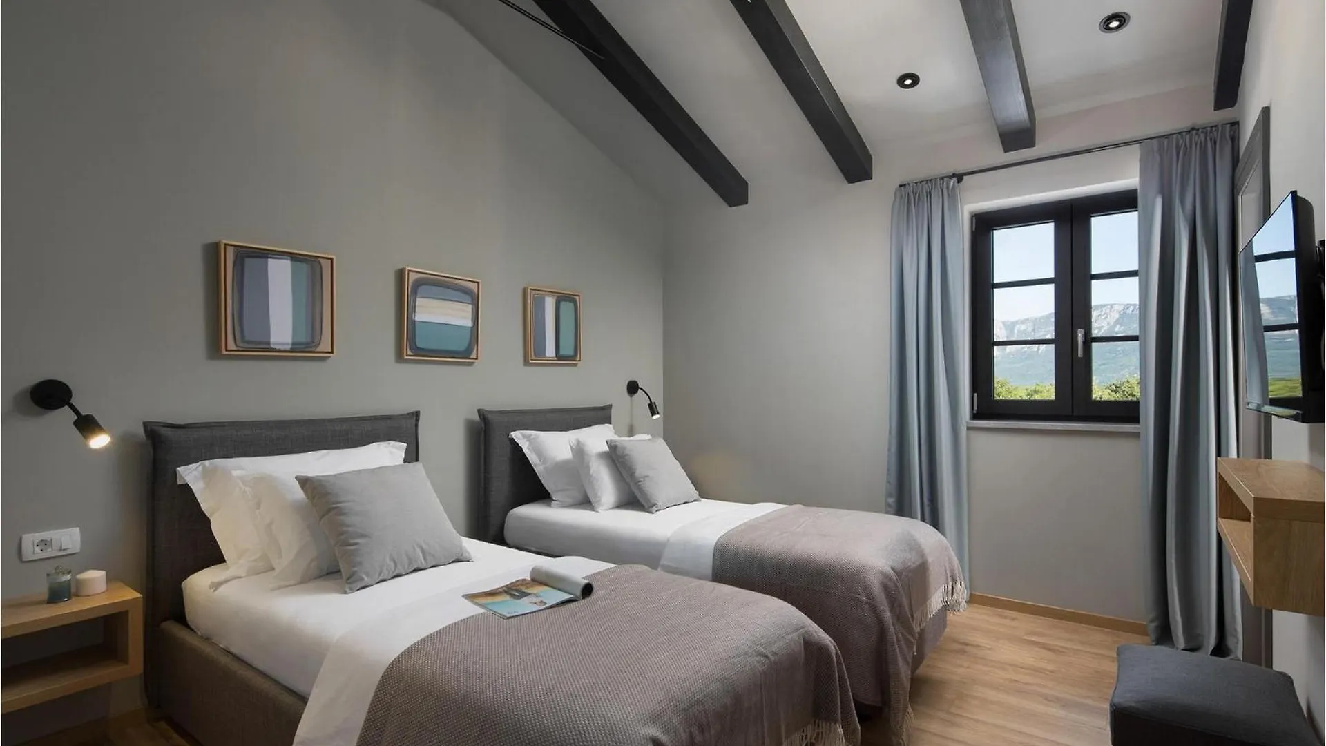 Villa Mons Caldera Krsan